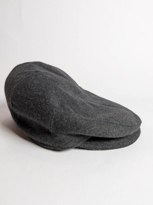 Flat Cap Dark Grey | Golf or Office Cap – Lightweight